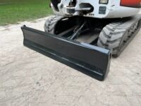 Mini Pelle Bobcat 425G Occasion (2008) – 2,7T – 2 095 h – 4 Godets