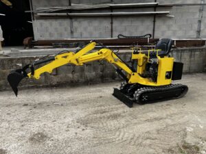 Mini-pelle Phoenix 400 compacte avec moteur 15 cv Excalibur