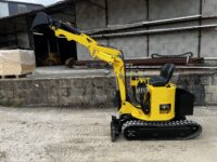 Mini-pelle Phoenix 400 – Compacte, puissante et polyvalente (9,5 cv ou 15 cv)