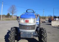 Iseki TH-26 – Micro Tracteur 29 CV d’Occasion