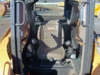 Case SR200 Chargeuse compacte J3-2 mini chargeuse case sr200 moteur turbo 52 kw