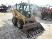 Caterpillar 226B Chargeuse compacte B1-1 mini chargeuse cat 226b moteur turbo 46 kw