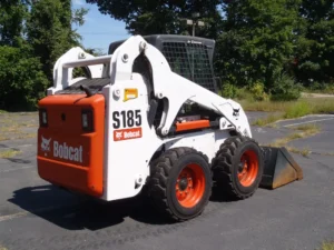 bobcat s185 chargeuse compacte en chantier btp