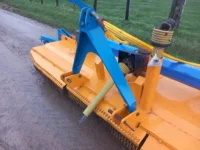 Gyrobroyeur Bomford Tri-Blade 4000 #E002538 3 vue laterale gyrobroyeur bomford tri blade 4000 ref e002538