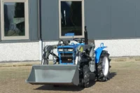 ISEKI TX1510 - 155 Micro tracteur P2-3 micro tracteur iseki tx1510 155 diesel 18 cv 4wd avec chargeur frontal