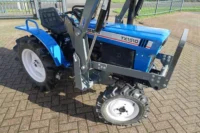 ISEKI TX1510 - 155 Micro tracteur P3-2 iseki tx1510 micro tracteur 4x4 avec godet neuf