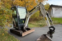 mini pelle bobcat e20 1 95 tonne sur chenilles